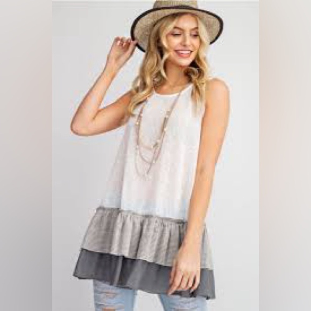 NWT Easel Anthropologie Boho Tiered Ruffle Tunic Top, Size S-M